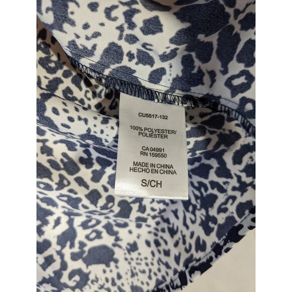 Hilary Radley Printed Blouse Short Sleeve Navy Small Top Tee Layering Workwear - Picture 8 of 10